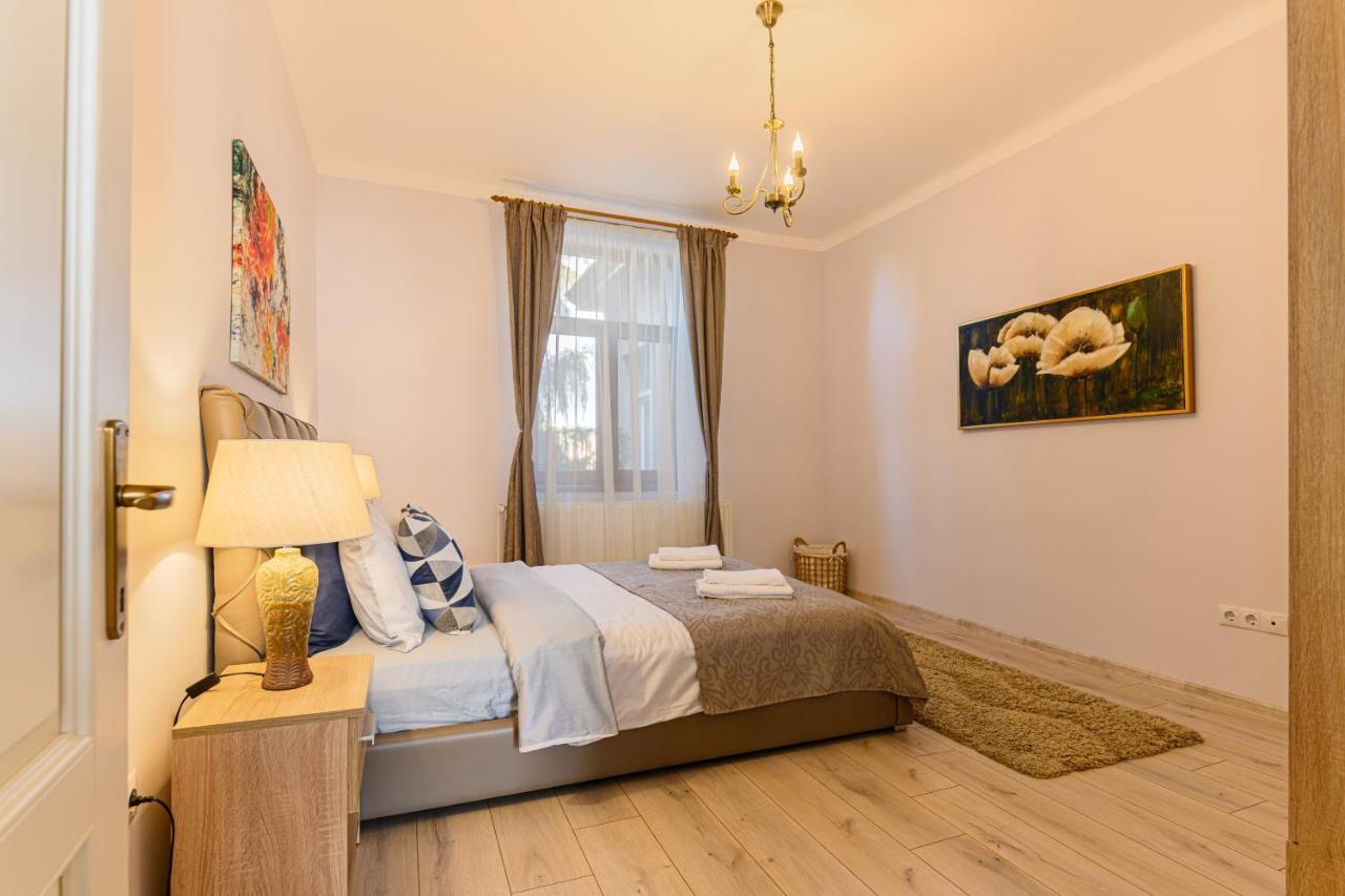 Chic&View Brasov Apartment エクステリア 写真